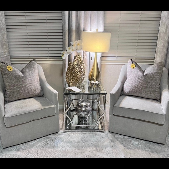 1- NWT CALLISTO HOME DECORATIVE PILLOW (Read description for details) - Picture 13 of 13